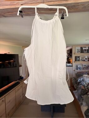 Banana Republic White Top size 16